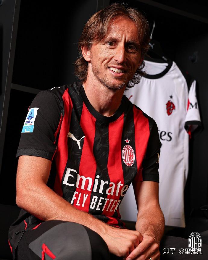 王霜：输掉全运会决赛虽有遗憾，但开心的是我们突破了自己