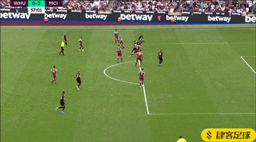 穆里尼奥：平局是我们的责任，但裁判也犯了明显的错误