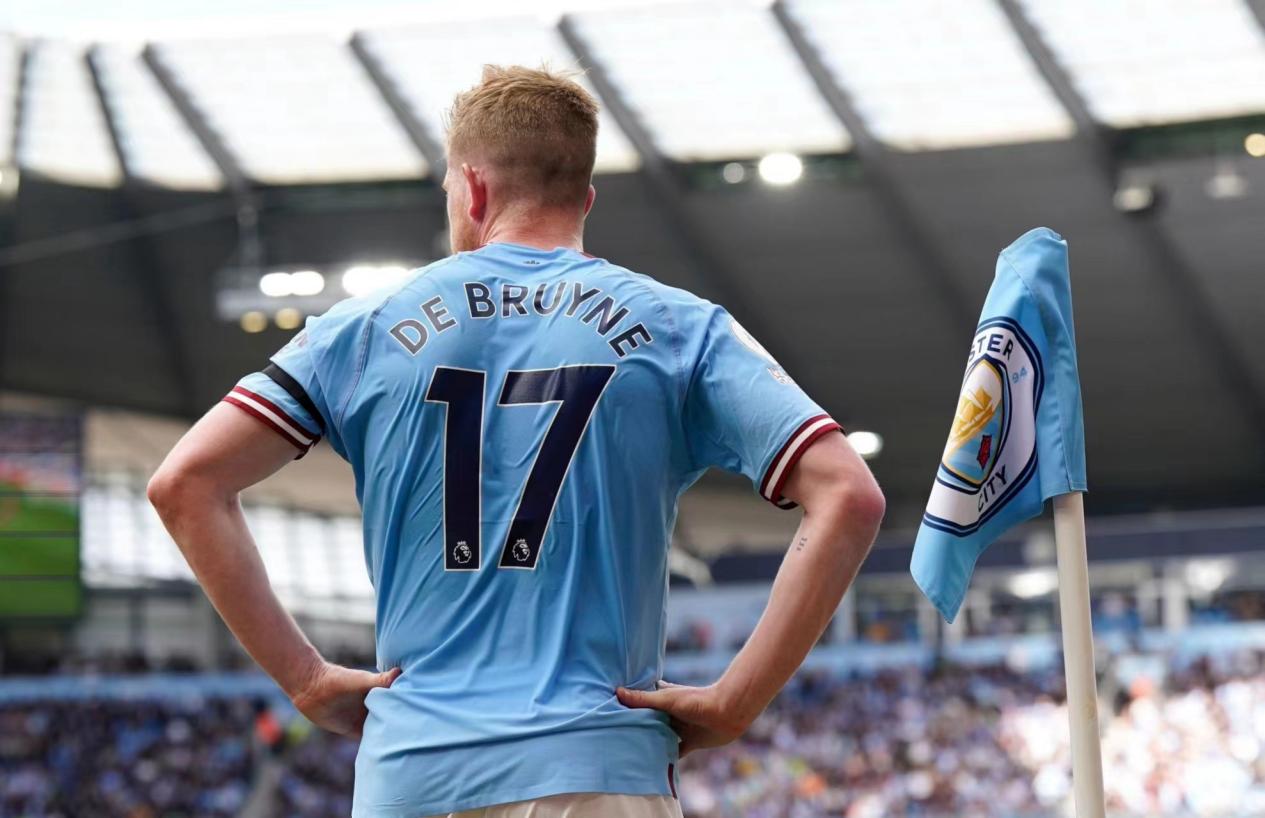 曼联有望以低价签下顶级中场球员，一月份的转会决定已经出炉